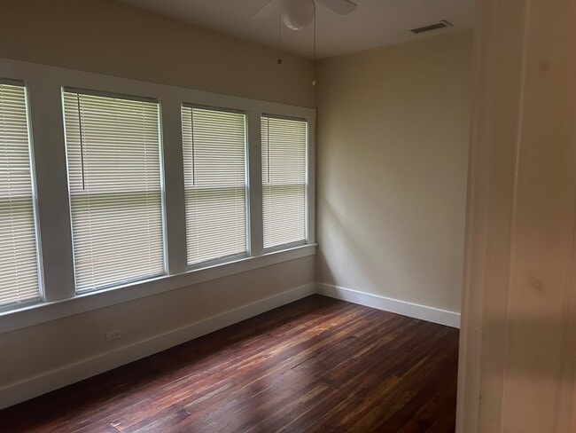 Building Photo - 2/2 Seminole Heights Bungalow