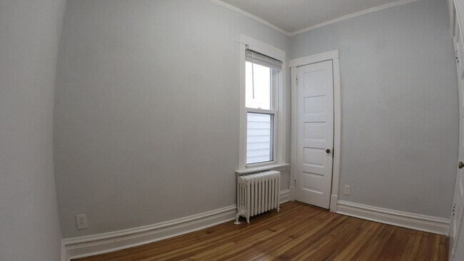 Building Photo - 4219 N Albany Ave