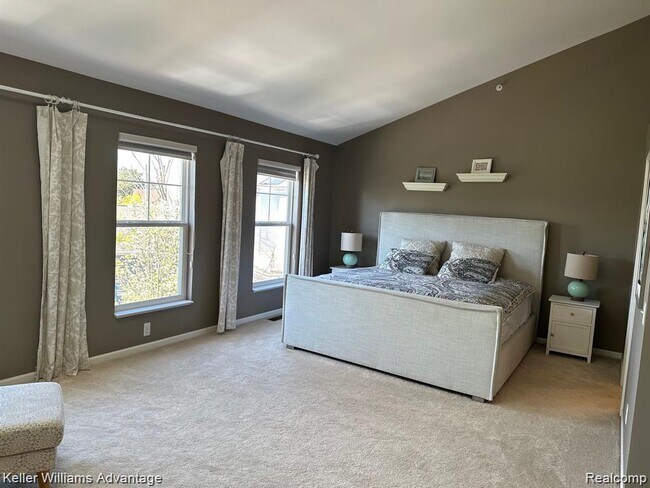 Building Photo - 150 Hamilton St