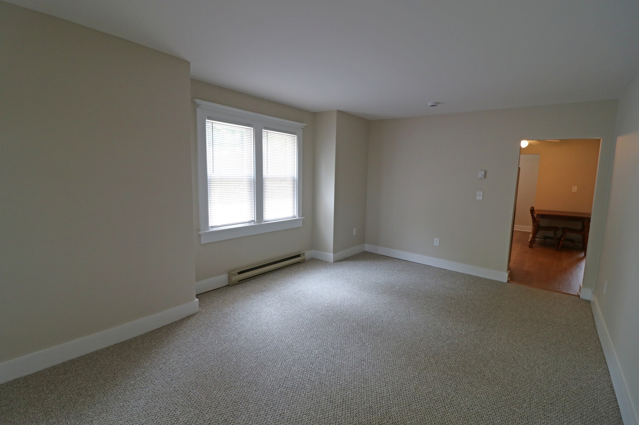 Building Photo - 318 S Watson St