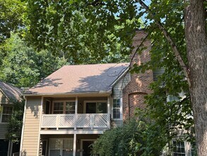 Building Photo - T.R. Lawing Realty Property