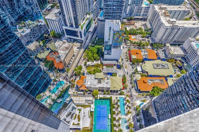 Building Photo - 801 S Miami Ave