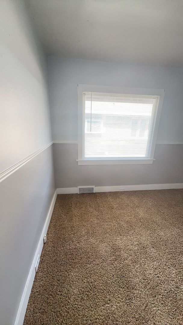 Building Photo - Cozy Bungalow in Prime Sugar House Location