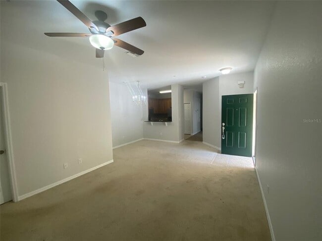 Building Photo - 6061 Kirkland Way