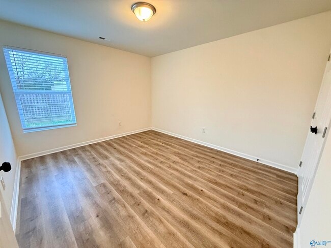 Building Photo - 103 Oakwood Meadows Dr