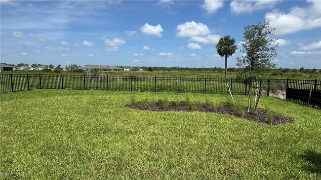 Building Photo - 17710 Shade Tree Loop