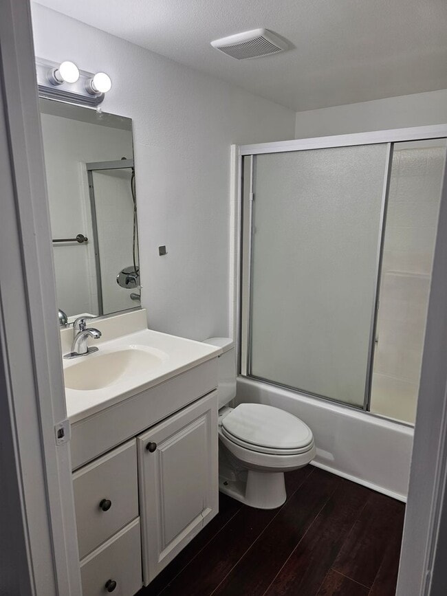 Building Photo - $3850 / 3br - Condo 3 beds 2 baths (West LA)