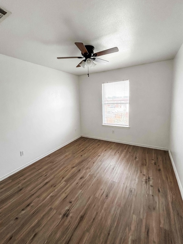 Building Photo - 1604 Windward Dr