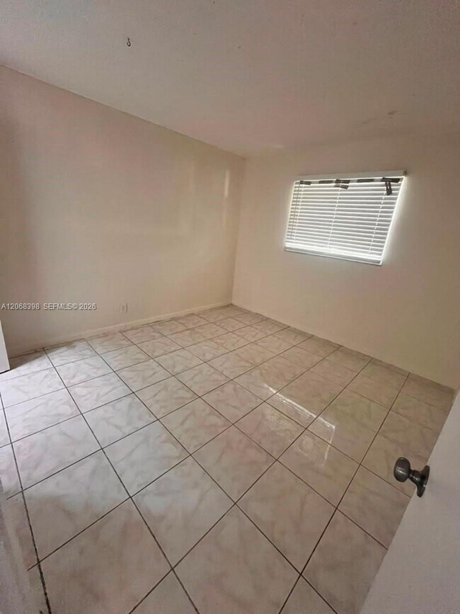 Building Photo - 8704 NW 35th St