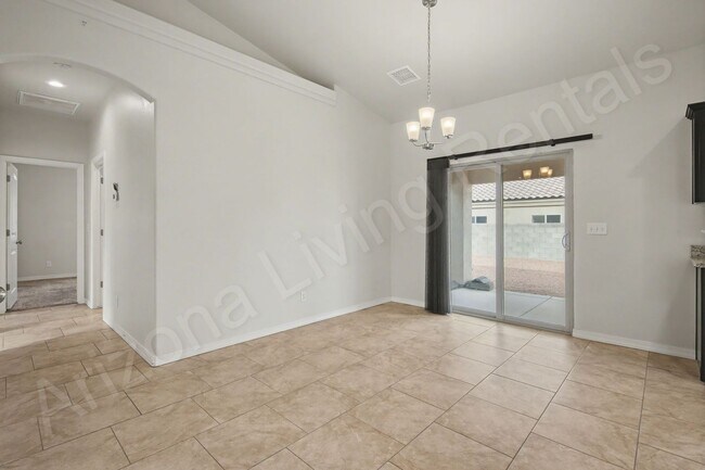 Building Photo - CENTRALLY LOCATED...RV PARKING...LARGE LOT