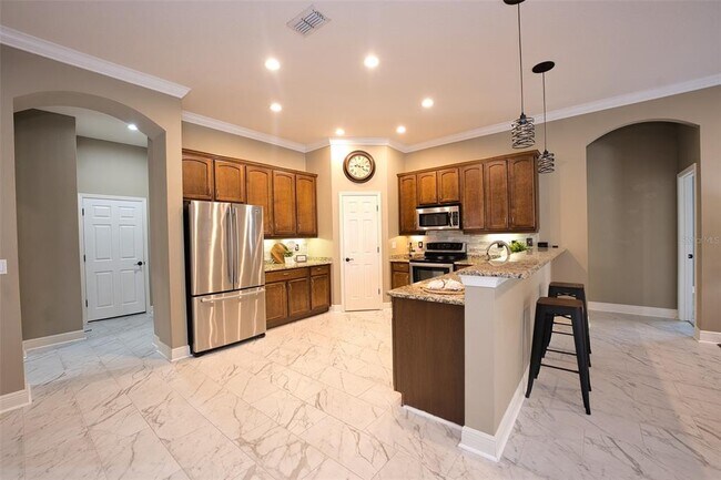 Building Photo - 10513 Palm Cove Ave