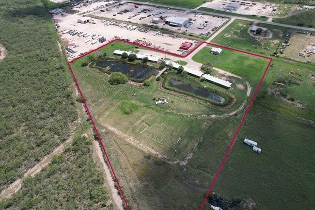 Building Photo - 126 Alton Ave