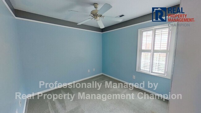 Building Photo - 811 Grathwol Dr