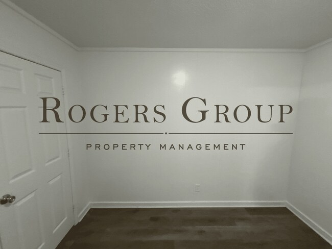 Building Photo - #450 - 543-545 Horner St Duplex