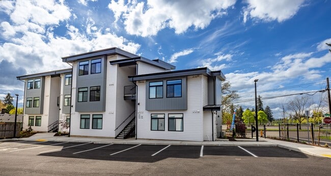 Building Photo - BRAND NEW - Reserve Street Lofts - Gated - Ground floor unit / ADA features
