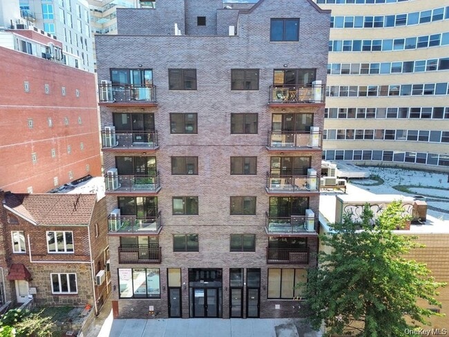 Building Photo - 97-30-9764 64th Ave