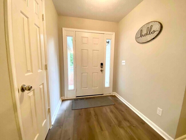 Building Photo - 2591 Whitebluff Way