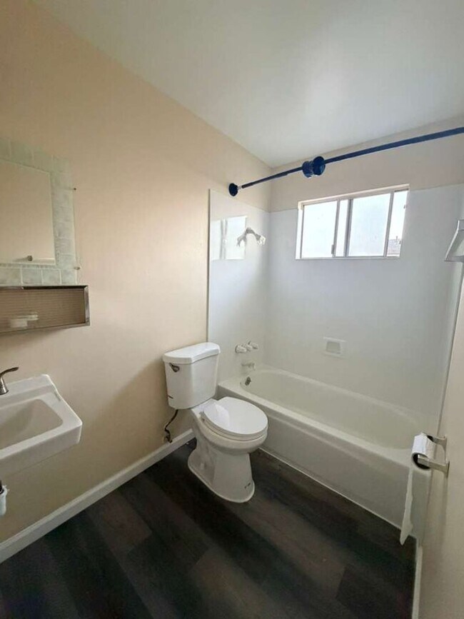 Building Photo - Introducing A Newly Renovated Apartment!