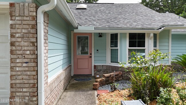 Building Photo - 2145 Cashen Wood Dr