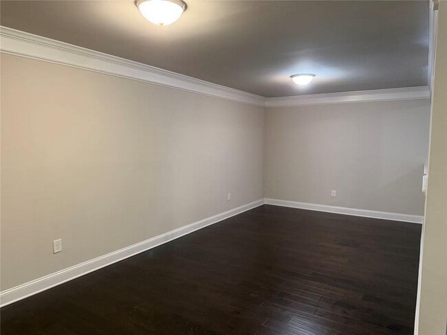 Building Photo - 3772 Ledgemont Dr