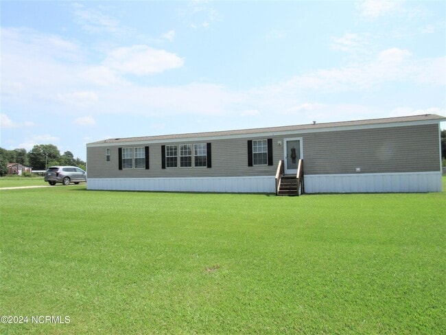 Building Photo - 900 NC-241