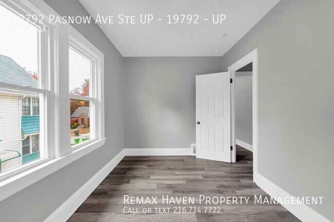 Building Photo - 19792 Pasnow Ave