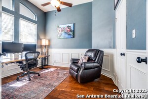 Building Photo - 915 Treaty Oak