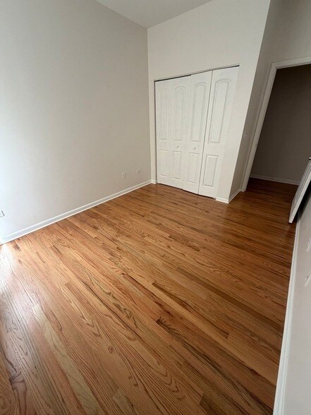 Building Photo - 753 S Kedzie Ave