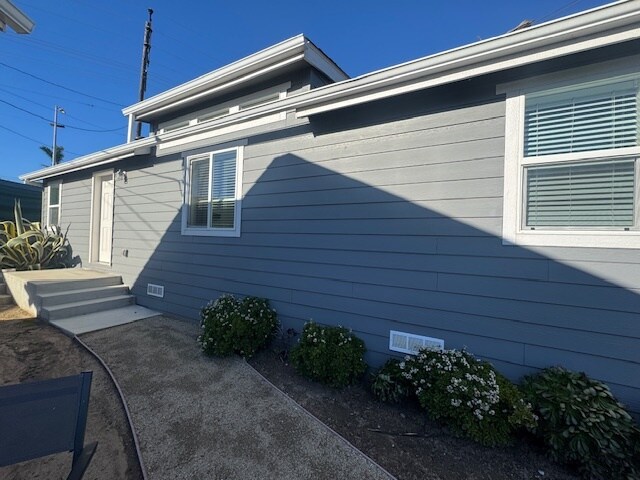 Building Photo - 8531 Kittyhawk Ave