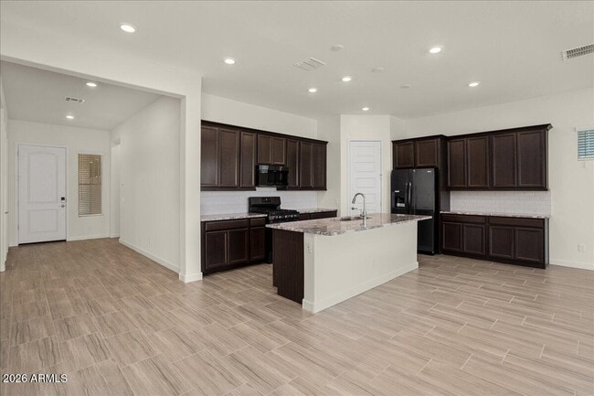 Building Photo - 16786 W Cielo Grande Ave