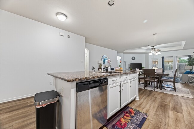 Building Photo - 25814 Westbourne Dr