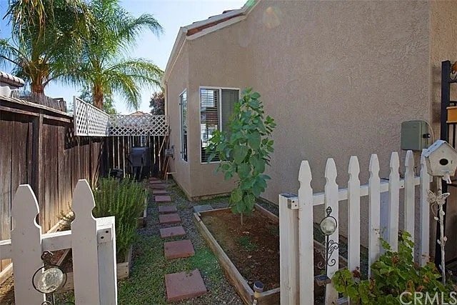 Building Photo - 540 Fortuna Dr