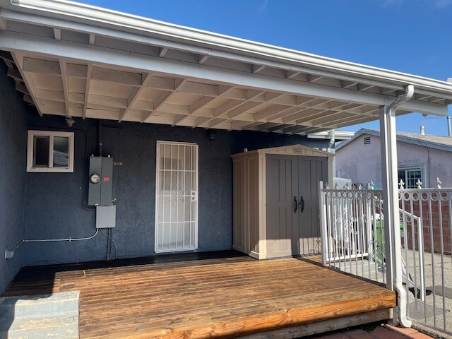 Building Photo - 13433 Cerise Ave