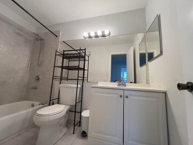 Building Photo - 2319 N Congress Ave