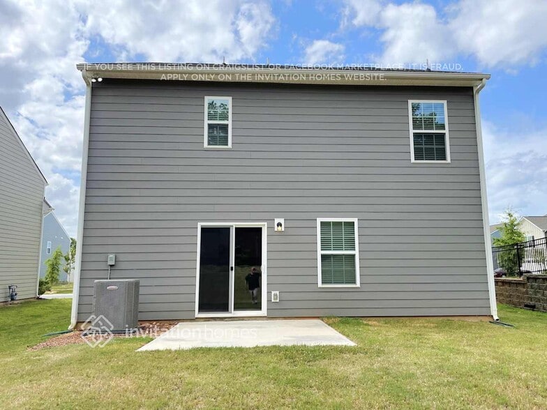 Building Photo - 2301 Pebble Close Ct