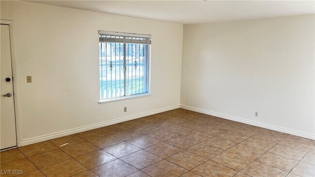 Building Photo - 1486 Elizabeth Ave