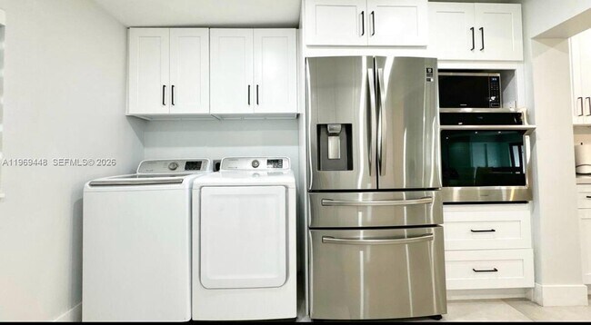 Building Photo - 13513 SW 5th St