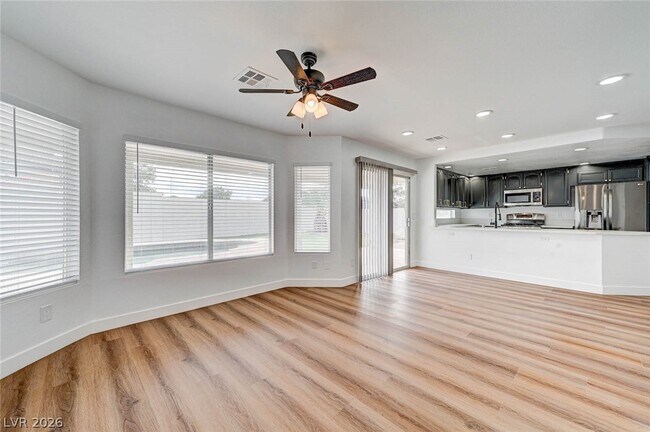 Building Photo - 2817 Via Florentine St