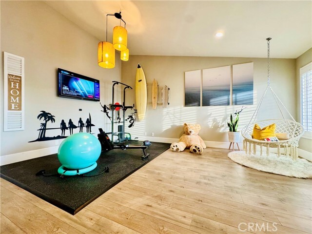 Building Photo - 750 Lincoln Ave