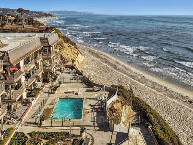 Primary Photo - 2BR / 2.5BA Townhome in Prime Solana Beach...