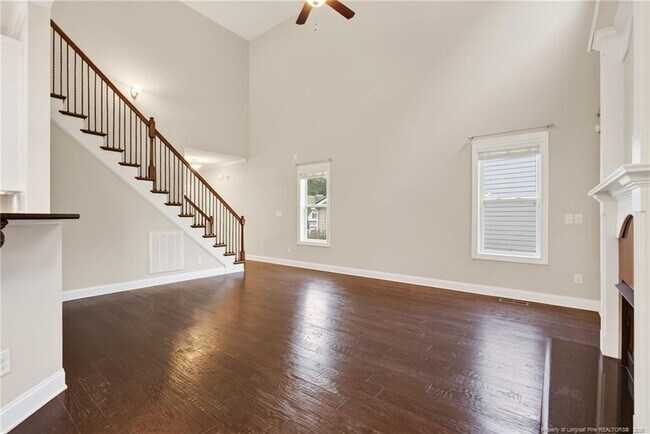 Building Photo - 95 Valley Brook Ln