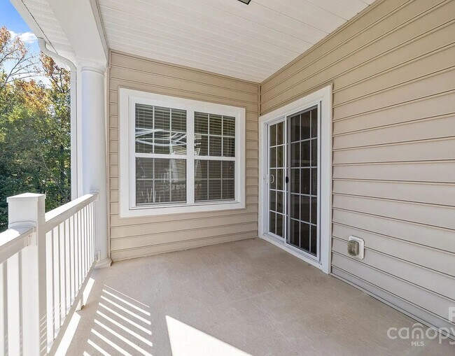 Building Photo - 11222 Lazio Ln