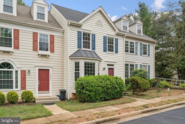 Building Photo - 46858 Lawnes Creek Terrace