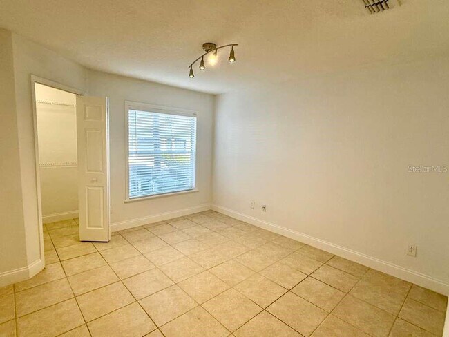 Building Photo - 7630 Pissarro Dr