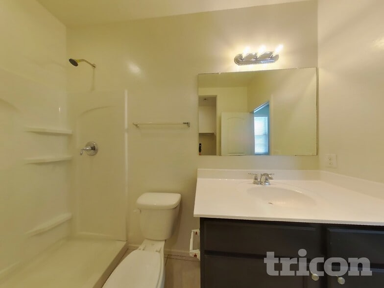 Building Photo - 42037 W Lunar St