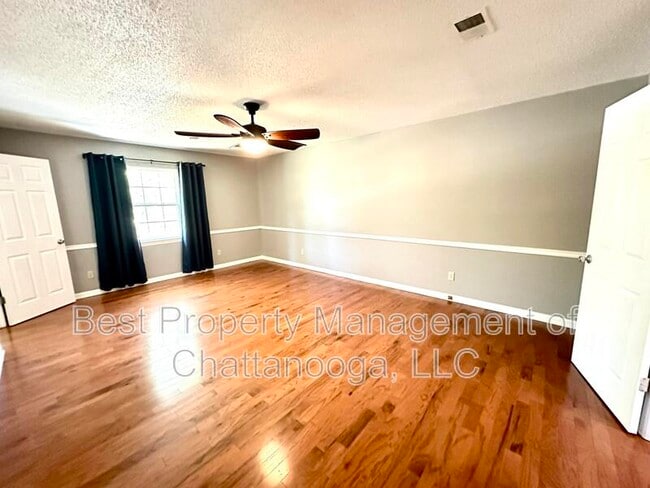 Building Photo - 7806 Celeste Ln