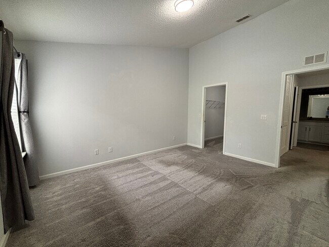 Building Photo - 575 Oakleaf Plantation Pkwy