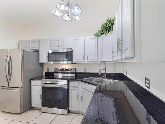 Building Photo - 5933 Golden Eagle Cir