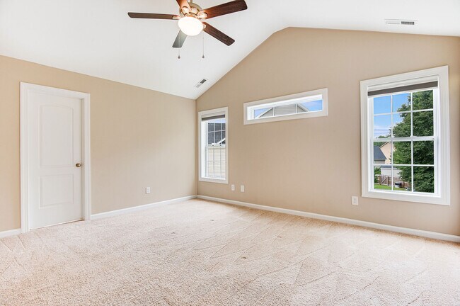Building Photo - 107 McKinnon Pl