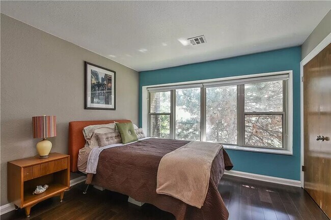 Building Photo - Urban Living in Downtown OKC - 2 Bedrooms/...